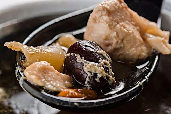 “膽固醇”大戶被發(fā)現(xiàn)豬肉落榜不想腦梗上門少吃6種食物(圖9)