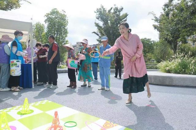 血壓血糖監測、簽約家庭醫生都能積分！青浦在上海率先試點“健康積分制”“十五五”將覆蓋至全市(圖1)