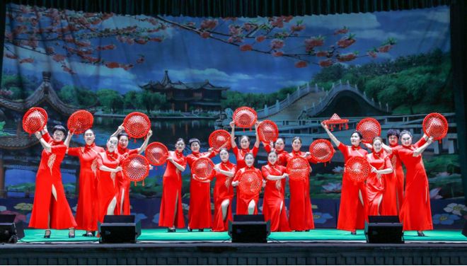 文藝助興！沁陽老體協藝術團基層送歡樂(圖4)