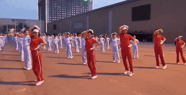 達(dá)人有微光｜東北版劉畊宏——“五哥”帶千萬(wàn)老鐵跳出快樂人生(圖5)